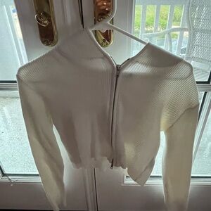 Brandy Melville Cropped Sweater